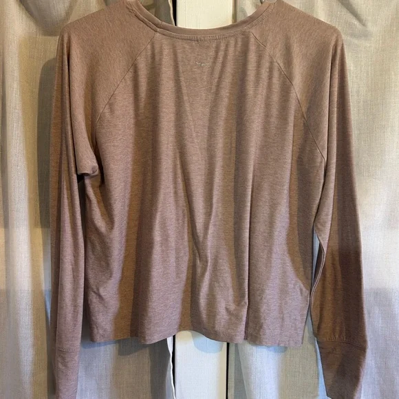 Beyond Yoga Long Sleeve Top - Mauve - Picture 4 of 5